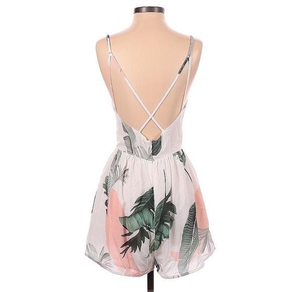 Shein Floral Romper | SIZE XS - Picture 3 of 4